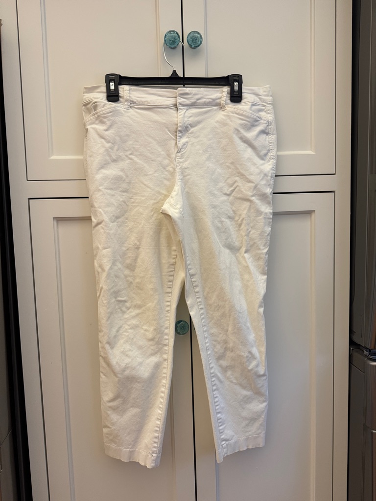 Old Navy White Mid-Rise Jeans